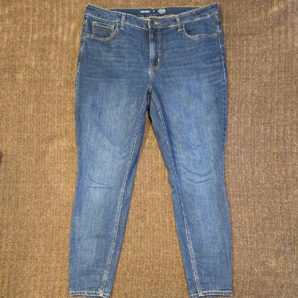 Old Navy Women's Classic Blue Skinny Jeans